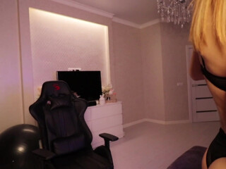 lovely_aria pretty cream lotion pussy