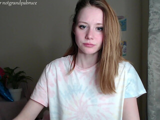 free_tiny Cute chicks