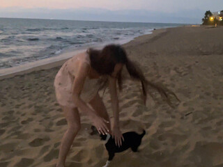 solazola slut in stockings fucks clit