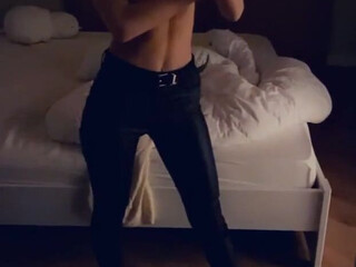 solazola crazy chick fondles her cunt by hand