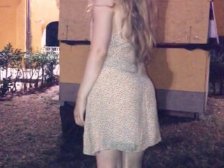 Princess Violette bitch with huge booty caresses hairy cunt