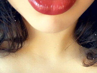 Princess Violette babe in stockings fucks ass