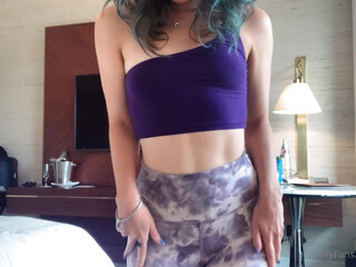 Princess Violette lustful bitch demonstrates shaved holes