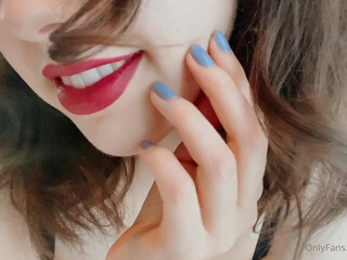 Princess Violette Blonde bix