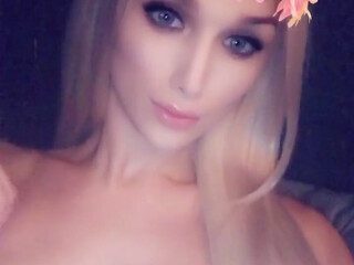 Luna Love lovely bitch