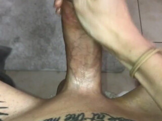 Luna Love desired nurse sucks penis