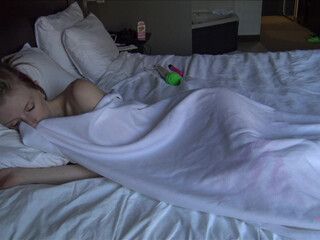 Destinationkat Big nipple krala