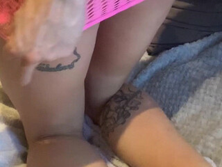 Tiffany Towers with dildo relaxes her shaved vagina