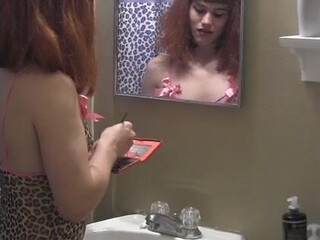 Nyxi Leon manyvids Fiery chick