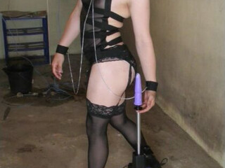 Nyxi Leon manyvids charming bitch gets fucked in pussy