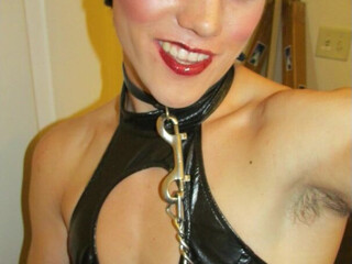 Nyxi Leon manyvids blonde fucks both holes