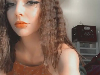 Chloe Night  delicious bitch pulls her holes