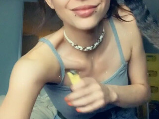 Chloe Night  charming bitch jerks pussy and cums