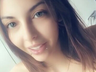 Chloe Night  gorgeous bitch chatting in fries