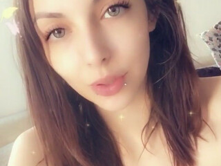 Chloe Night  incredible shows off gorgeous boobs