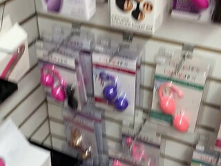 londynnvega impressive wench effectively jerks her cap