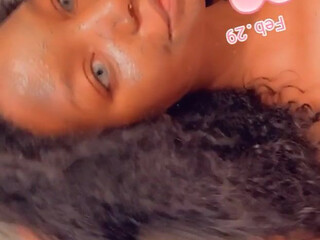 kayyybear Coveted chick