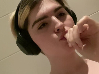 ellahollywood Long crumb