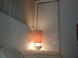 AoifeOneal hot bitch passionately pulls pussy