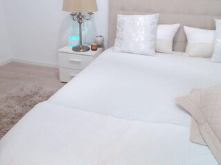 L_U_A beautiful harlot dancing striptease