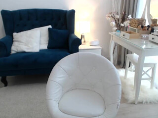 L_U_A blonde fucking with a sweetheart