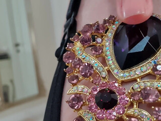 Explore every inch pretty lady puts on juicy vagina