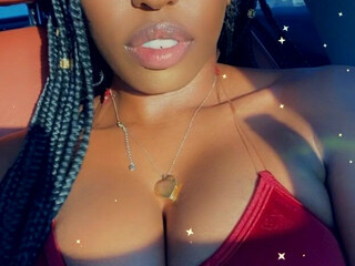 niyahreneenudes charming slut demonstrates her ardent body.