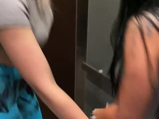 droandyesy cute young lady fucked her cunt with a phallus