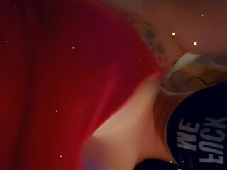 aleighajames fucks herself with different sized dicks