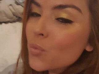 xmandyfoxxx  young mischievous woman shows her boobs