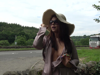 xmandyfoxxx  Stunning lady