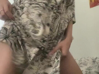 inaluxareal lustful mommy shows charms