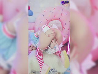 Hidori Riamu Yumemi   cute lady spins happily in front of the webcam and shines with all the charms