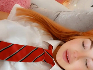 Penny_Petite Busty chick