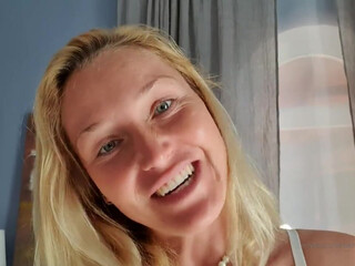 kathianobilixx onlyfans  lustful skin jerks off shaved cunt