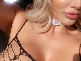 danniiharwood cute bitches and jerking pussy