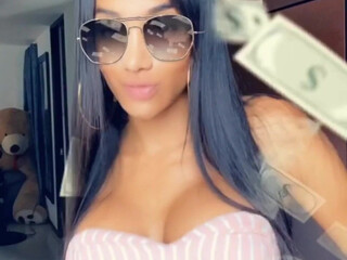 Laura_Saenz OnlyFans sweetlaurasaenz  cute chick masturbates juicy twat