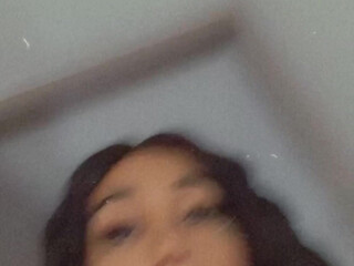 Laura_Saenz OnlyFans  litter