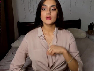 jerry_morell cute women lick nipples