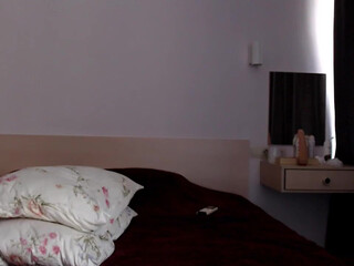 hugetittiesgerda Piquant skin