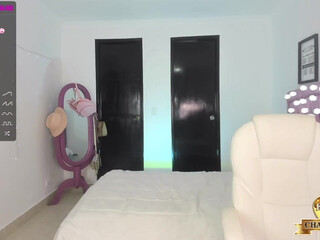 hanna_costtello coquette shows shaved holes