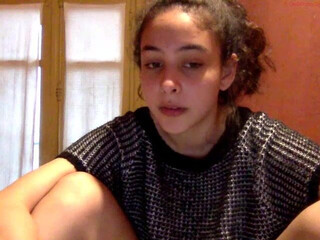 dreianova adult mare jerks both holes with fingers