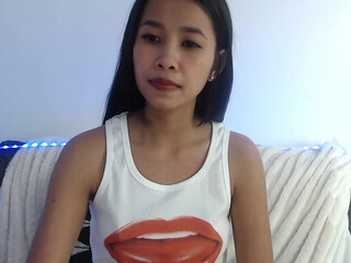 deedeedoll Beautiful girl