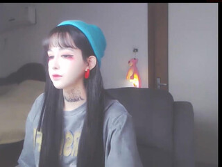 cute_dami crazy babe posing nude