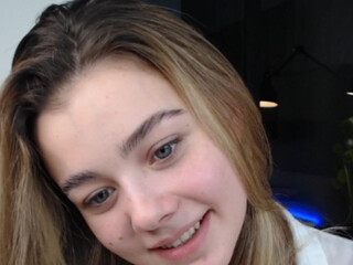 crazydaisy_ gorgeous bitch caresses big boobs