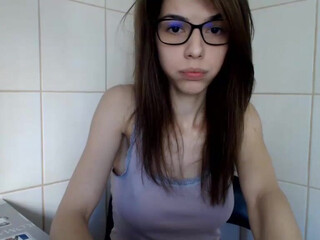 annais_ vicious girl relish fingers with herself