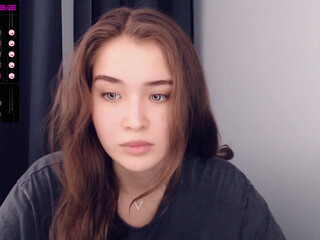 unreallana Horny chicks