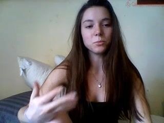 tinytatertot loves to cum on camera