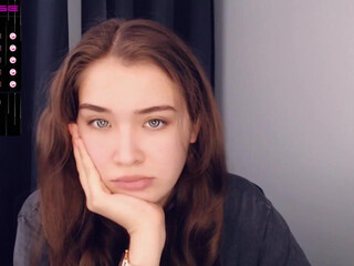 unreallana Blonde trash