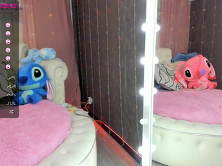 akaya_lin t terry cap to holes